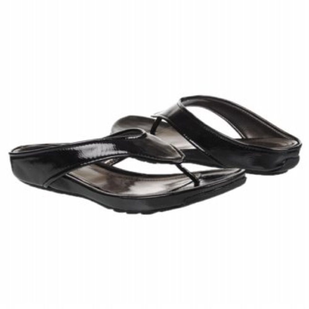 Kenneth Cole Reaction